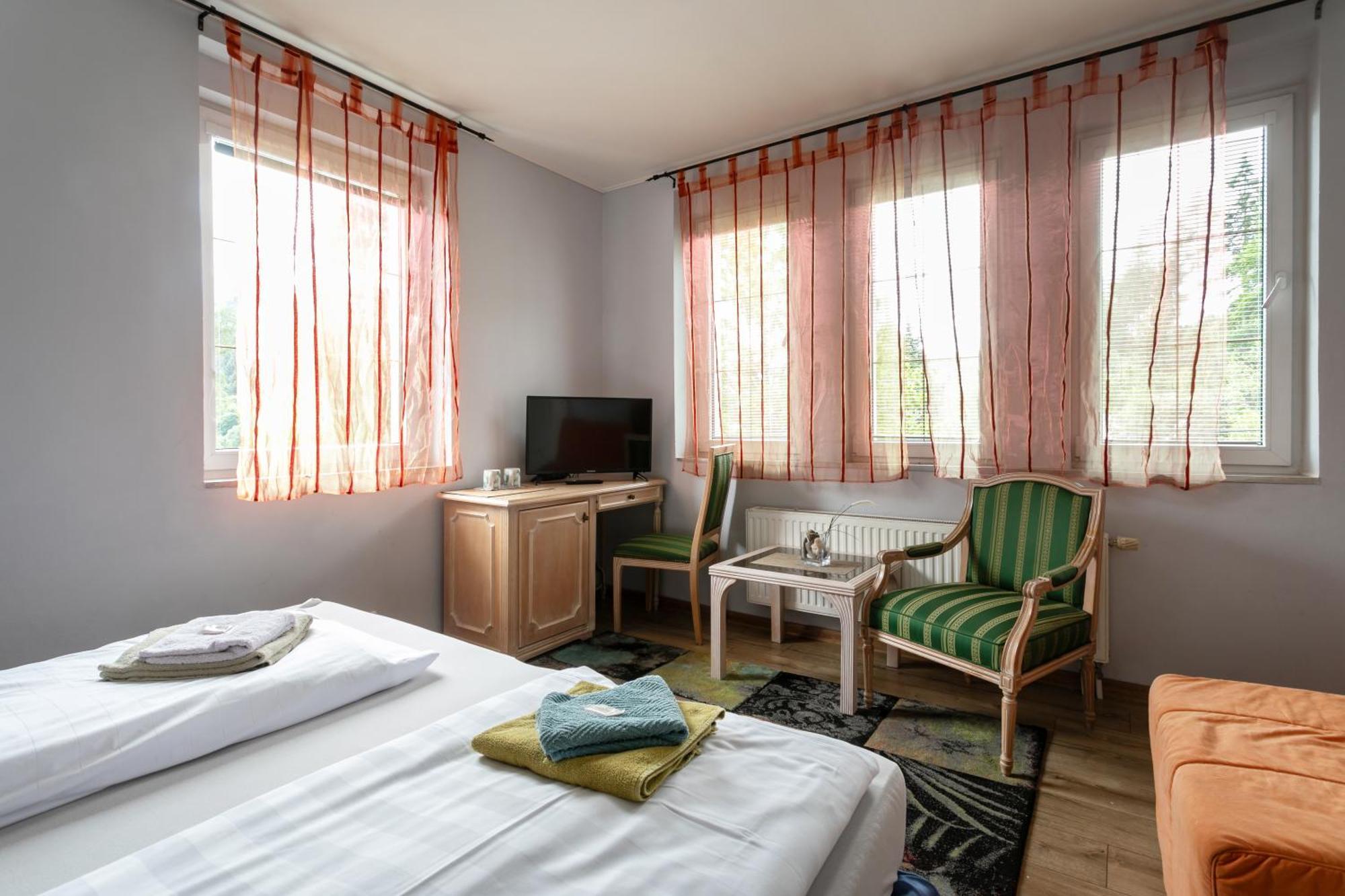 יאסימוב Hotel Panorama מראה חיצוני תמונה